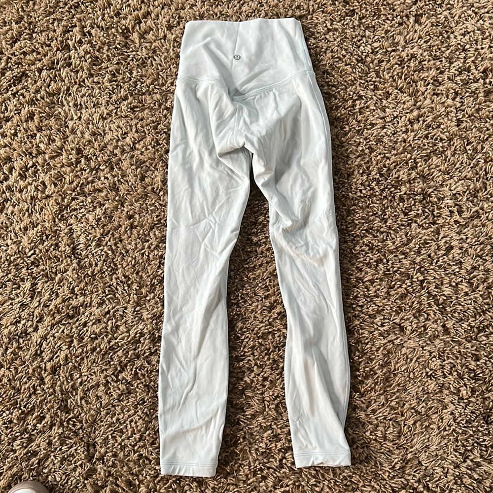 Lululemon Wunder Train 25 inch high rise leggings. Size 0